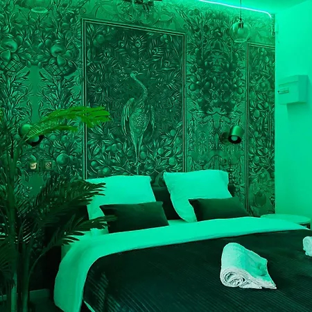 アパート Secret Garden