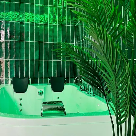 アパート Secret Garden